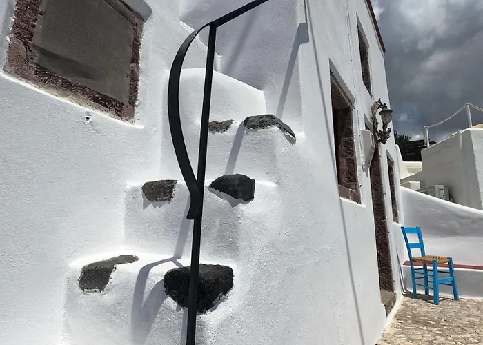 بيت للعطل The Commander's House *