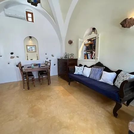 The Commander's House